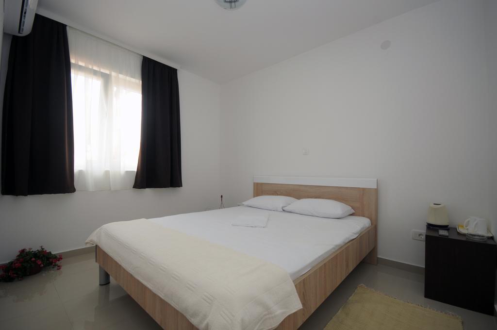 Apartments Vila Anastasia บุดวา ห้อง รูปภาพ